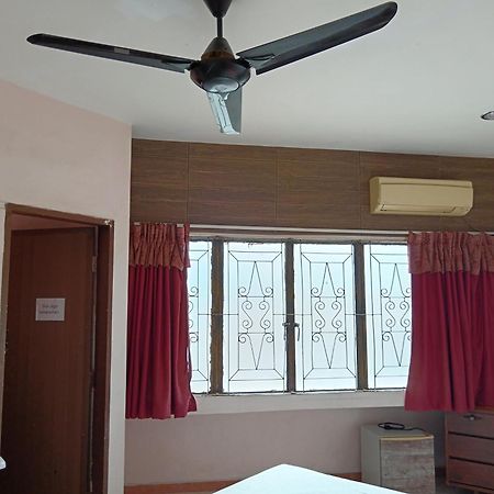 New Budget Inn Hotel Chukai Exterior foto